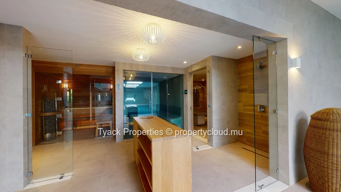 Elegant 2-Bedroom Apartment in Mont Choisy 