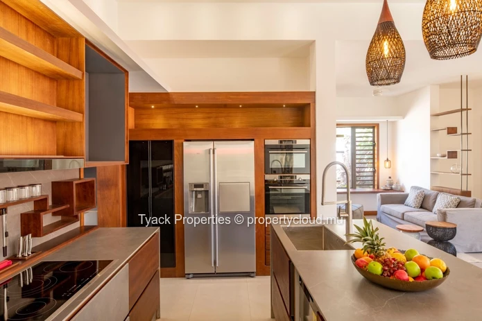 Villa de Luxe de 4 Chambres avec Jardin Privé à Proximité de Grand Baie