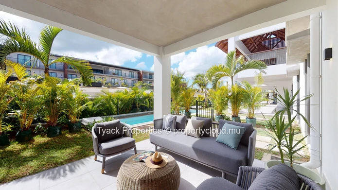 Elegant 2-Bedroom Apartment in Mont Choisy 