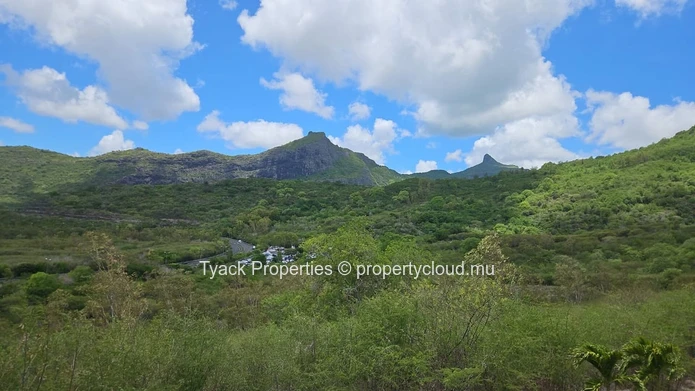 Terrain Résidentiel à Pailles – Accessible aux Étrangers
