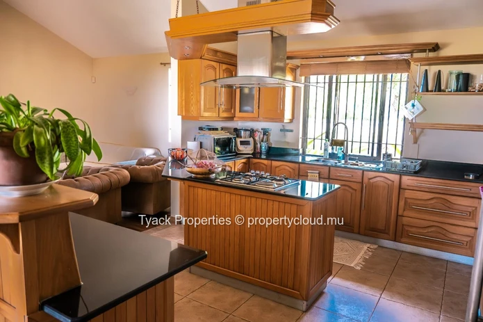 Luxury Villa for Sale or Rent in Domaine de Belle Vue – Panoramic Northern Islands Views