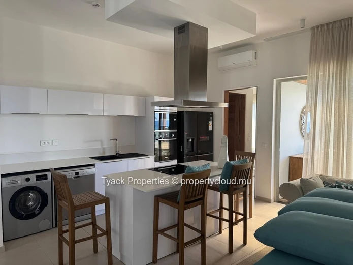 Penthouse en Front de Mer à Vendre à Pointe aux Piments