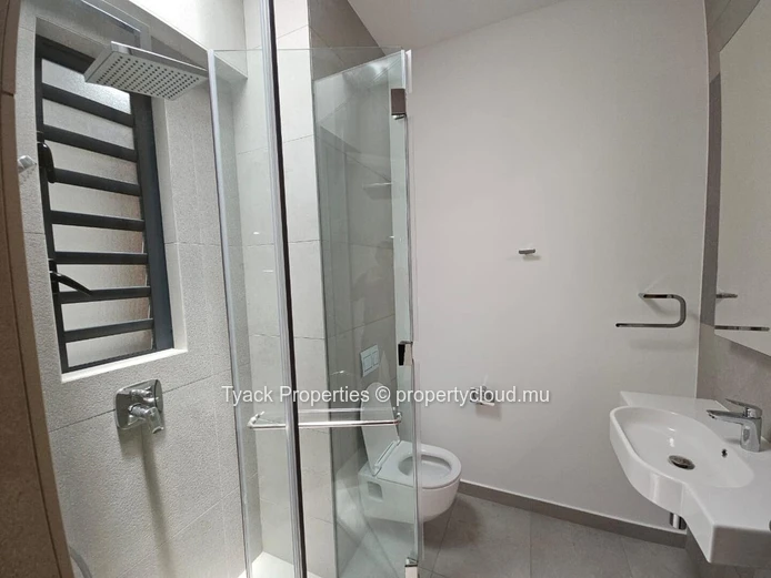 Penthouse in Belle Vue Harel – Luxurious 4-Bedroom Residence in Mauritius