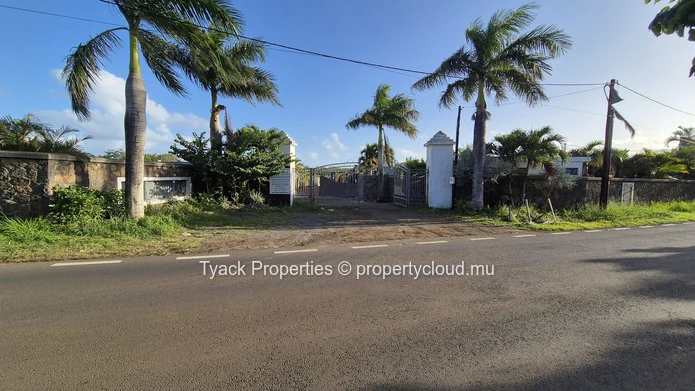 Villa Moderne 3 Chambres à Vendre Proche de La Croisette