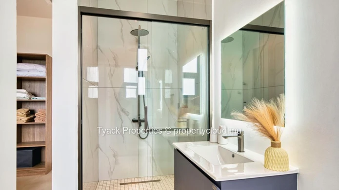 Appartement Neuf 3 Chambres Entièrement Meublé à Vendre à Pereybere