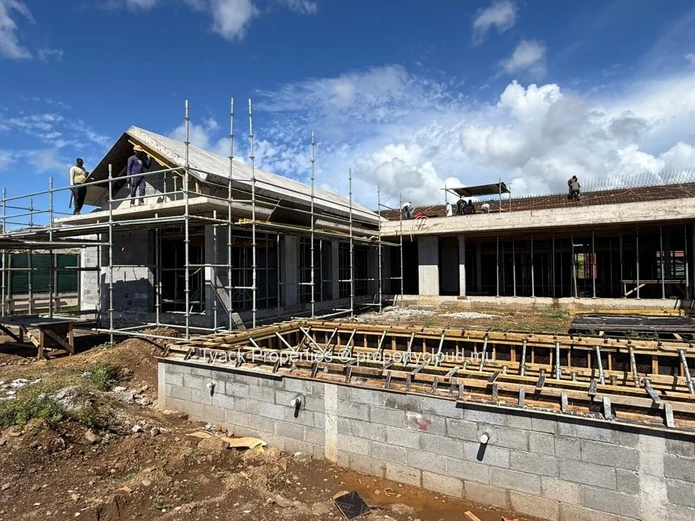 Villa de luxe 5 chambres en première ligne golf au Nord