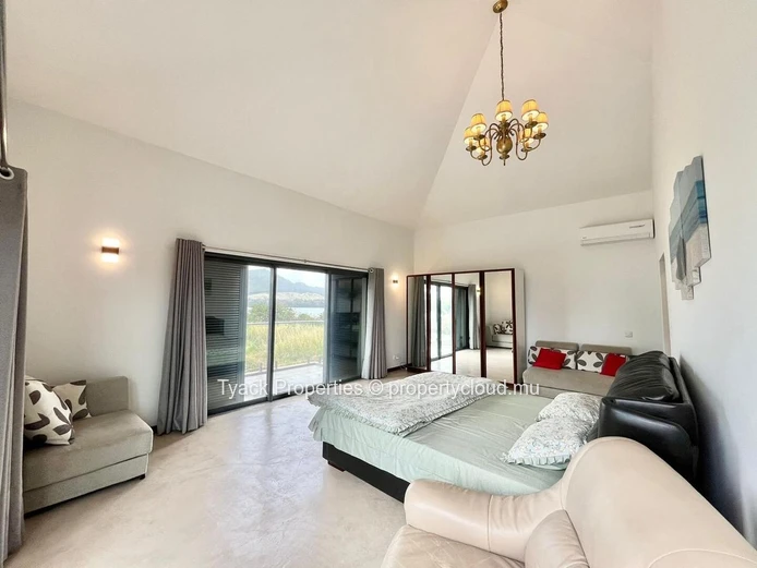 Elegant 4-Bedroom Villa with Sea Views in Vieux Grand Port