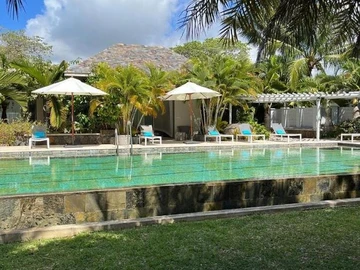 5 Bedroom Villa