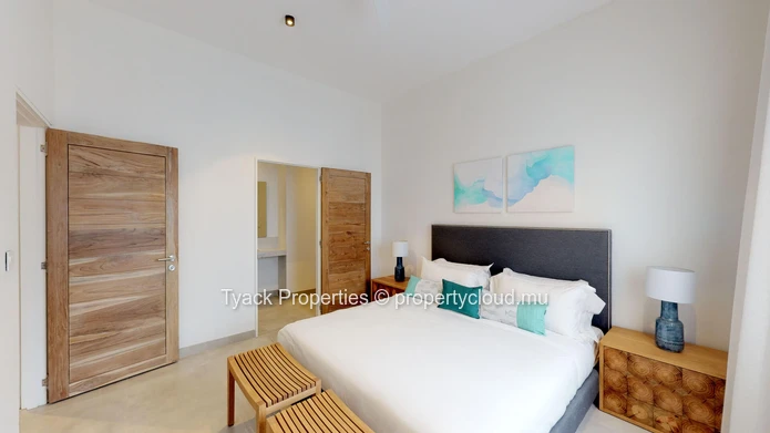 Appartement G+2 à Vendre à Péreybère – Accès au Club de Plage