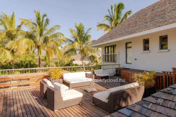 Villa LUNEA – Superbe Villa de 6 Chambres avec Accès Golf & Resort