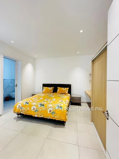 Contemporary 3-Bedroom Villa with Private Pool – Grand Baie