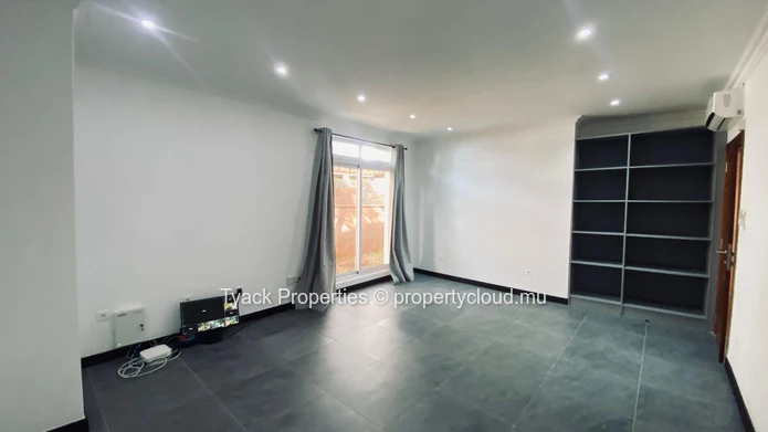 Elegant 3-Bedroom RES Villa  – Pointe aux Piments