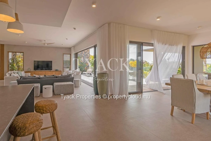 Exquisite Architect-Designed Villa