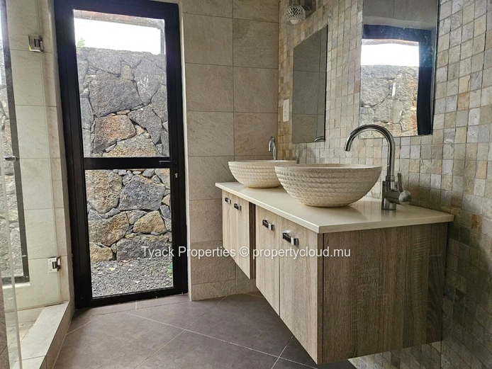 Villa RES Exclusive 3 Chambres à Vendre à Pointe aux Piments