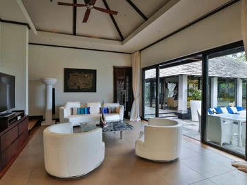 4 Bedroom Villa