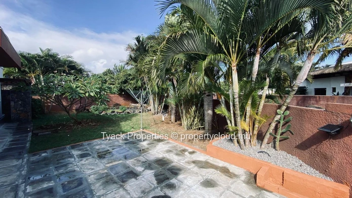 Elegant 3-Bedroom RES Villa  – Pointe aux Piments
