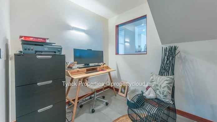 Villa de luxe de 4 chambres à vendre à Tamarin – Régime RES