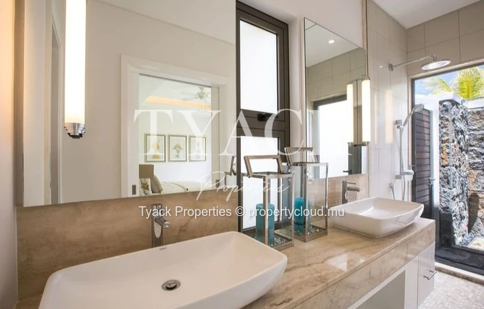 Villa de Luxe avec Vue sur Golf