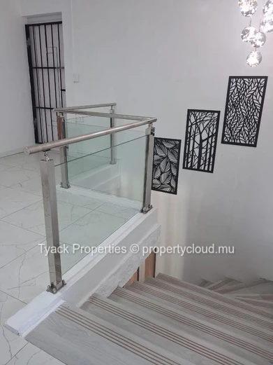 Spacious 4-Bedroom Furnished Villa with Pool for Sale in Calodyne