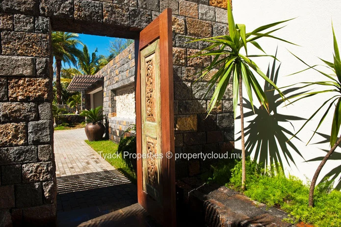 Villa d exception en front de mer à louer avec piscine privée à Pointe aux Canonniers