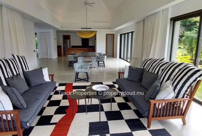 Villa Fairways Mariposa
