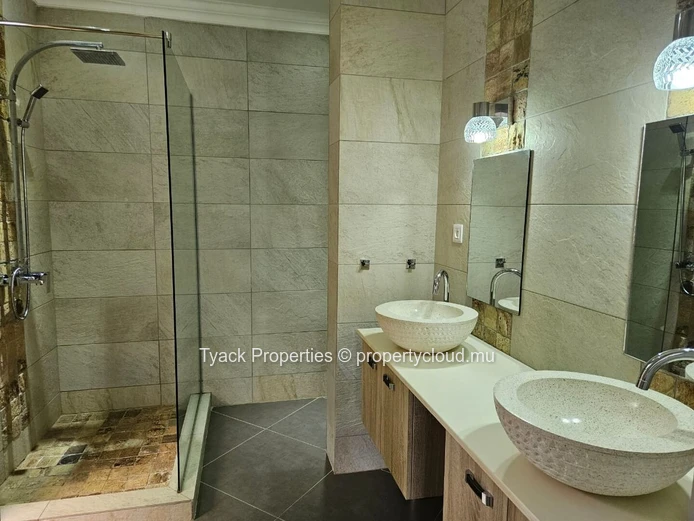 Villa RES Exclusive 3 Chambres à Vendre à Pointe aux Piments