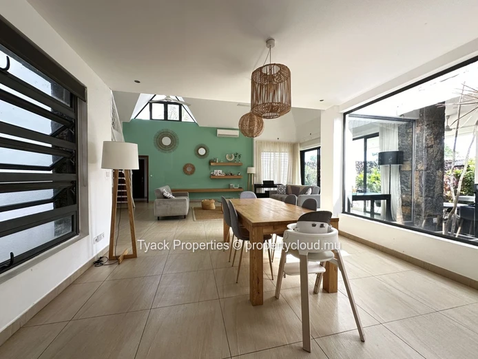 Contemporary PDS Villa with Cathedral Volumes in Cap Malheureux