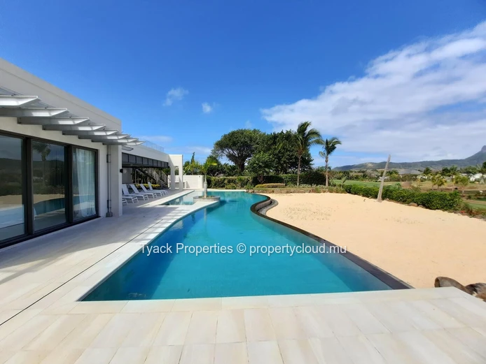 For Rent – Villa Preuneuse, Anahita