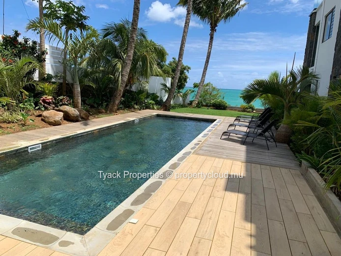Penthouse de Prestige avec Vue Panoramique sur la Baie – Grand Baie