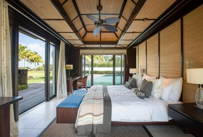 Solaia Breeze Villa – Anahita