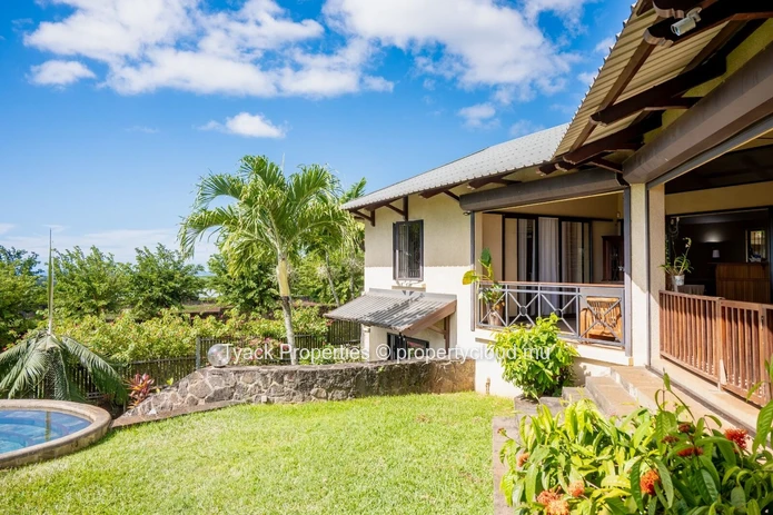 Luxury Villa for Sale or Rent in Domaine de Belle Vue – Panoramic Northern Islands Views