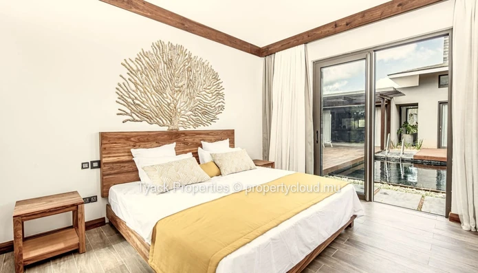 Luxurious Balinese-Style Villas – Exclusive Resort Privileges