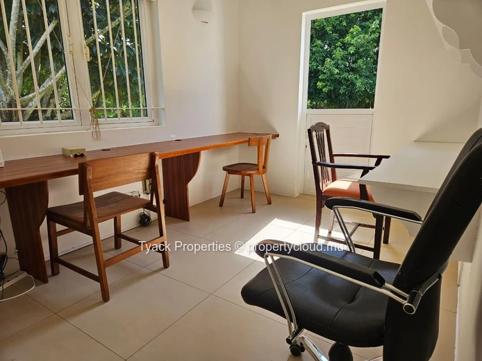 Exclusive 4-Bedroom Villa in Foret Daruty, Petit Raffray for Sale