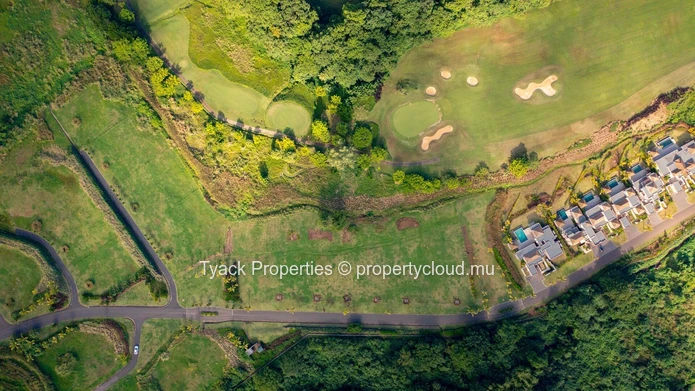 Terrain IRS à Vendre à Villa Valriche, Bel Ombre – Luxe & Prestige