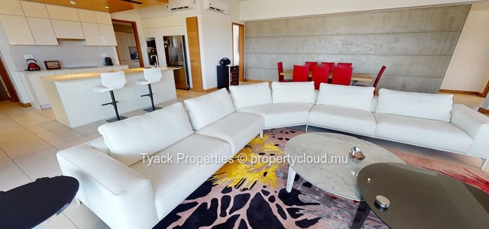 Penthouse de Luxe 3 Chambres avec Salle de Bain Privée – Mont Choisy, Île Maurice