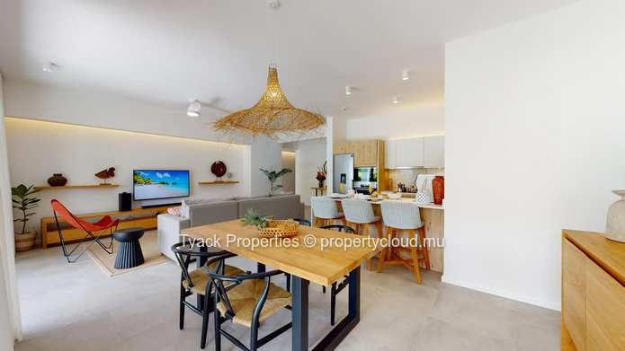 Elegant 2-Bedroom Apartment in Mont Choisy 