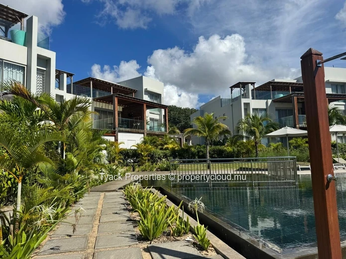 Penthouse en Front de Mer à Vendre à Pointe aux Piments