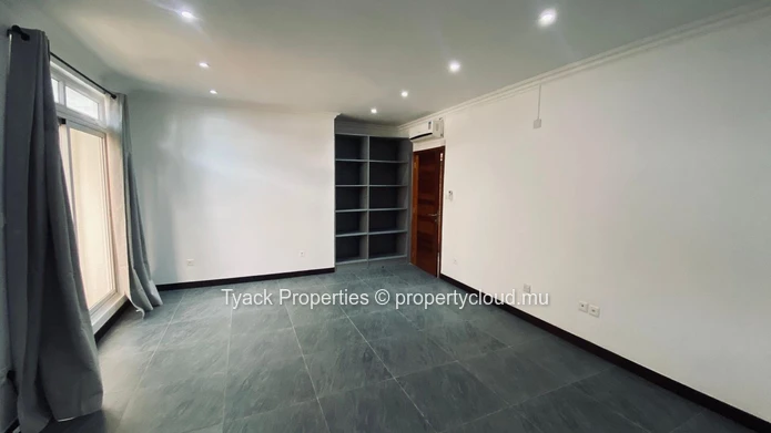 Elegant 3-Bedroom RES Villa  – Pointe aux Piments