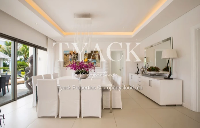 Villa de Luxe avec Vue sur Golf