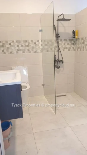 Spacious 4-Bedroom Furnished Villa with Pool for Sale in Calodyne