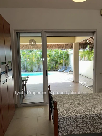 Villa RES de Charme à Vendre à Pointe aux Piments – 3 Chambres avec Piscine