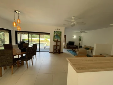 Townhouse, Duplex de 3 Chambres