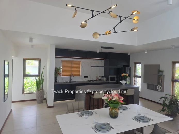 Luxury 3-Bedroom Ensuite PDS Villas for Sale in Pointe aux Piments – Private Pool & Smart Living