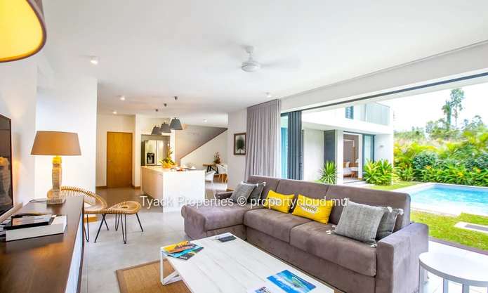 Villa RES à Vendre – Luxe et Nature Réunies, Rivière Noire