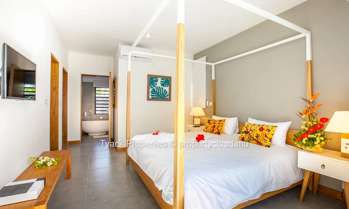 Villa RES à Vendre – Luxe et Nature Réunies, Rivière Noire