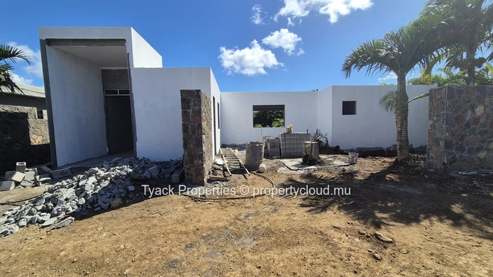 Villa Moderne 3 Chambres à Vendre Proche de La Croisette