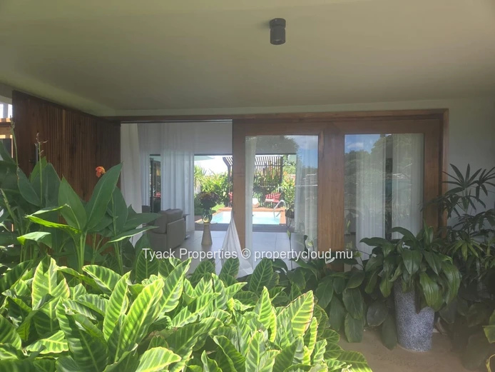 Luxury 3-Bedroom Ensuite PDS Villas for Sale in Pointe aux Piments – Private Pool & Smart Living