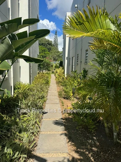 Penthouse en Front de Mer à Vendre à Pointe aux Piments