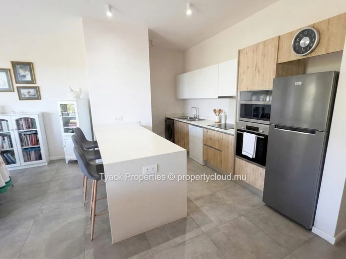 Appartement 3 chambres à Grand Baie avec piscine au cœur d une résidence recherchée