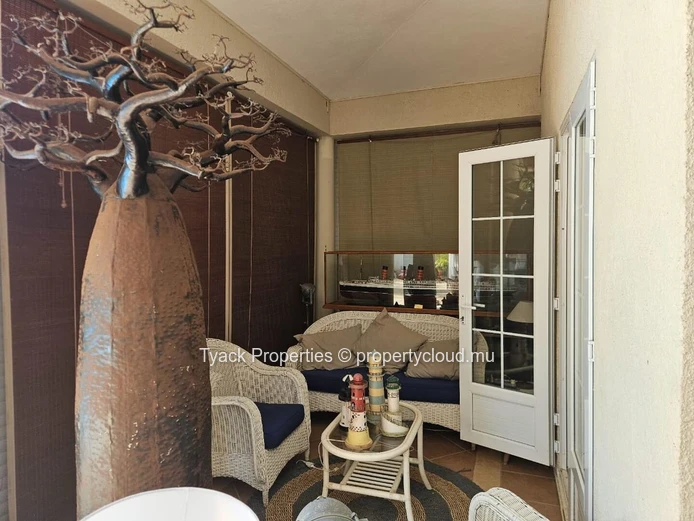 Villa for Rent in Grand Baie – Steps from the Beach
